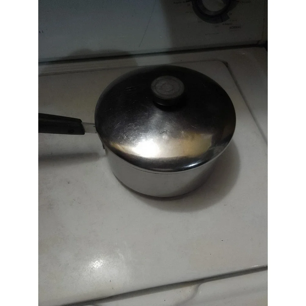 Vintage Revere Ware Cooper Bottom  Pan With Lid 2 QUART 7